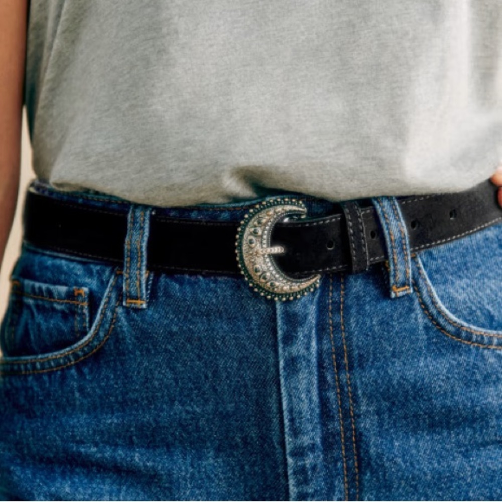 Sezane Fine Louve Belt in Split Cowhide Leather